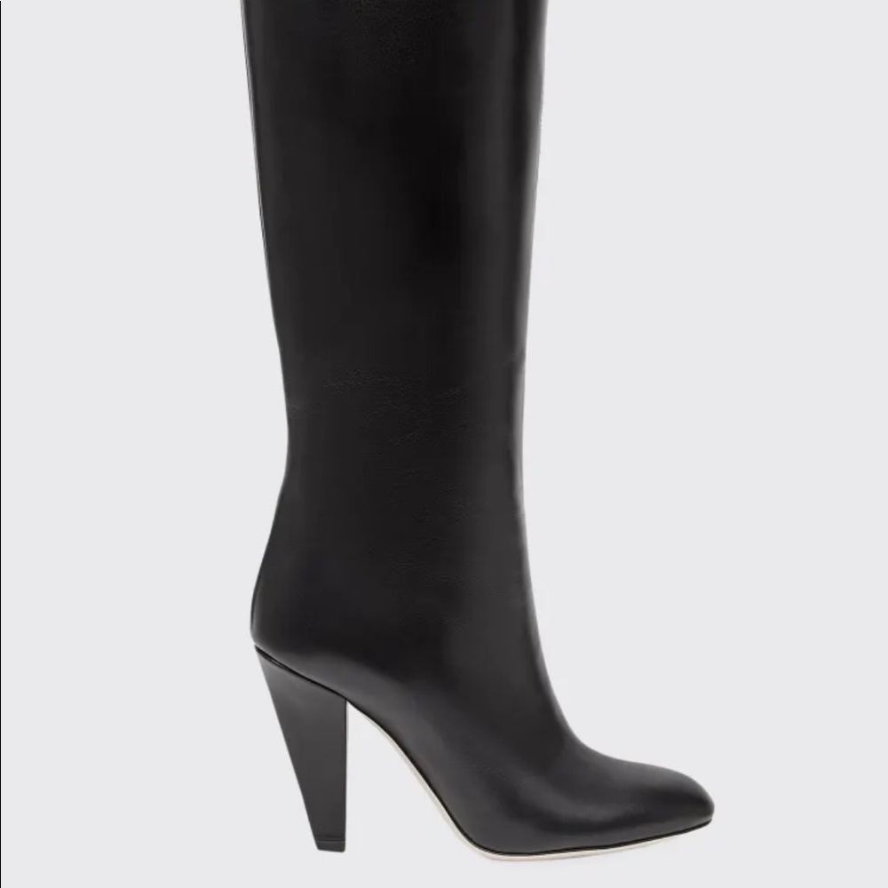 Fendi 95mm calf leather knee boots
3.8" covered heel
New, never worn, black